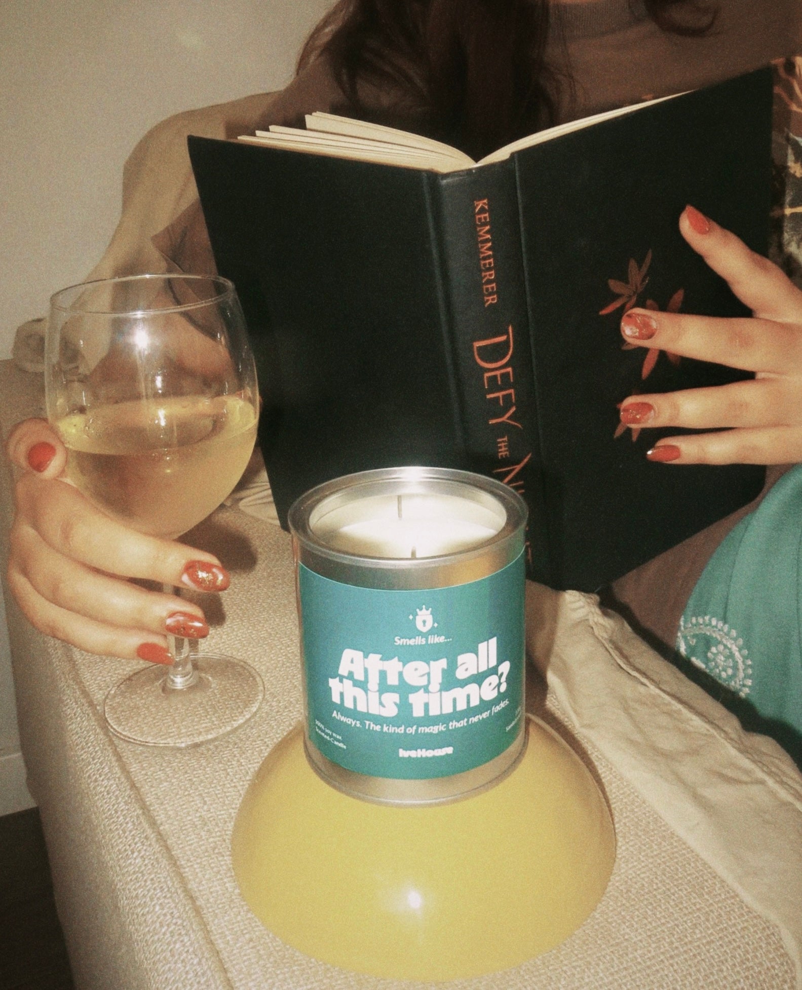 Vela "After all this time?" (ENCHANTED FOREST) 220g - IVE HOUSE